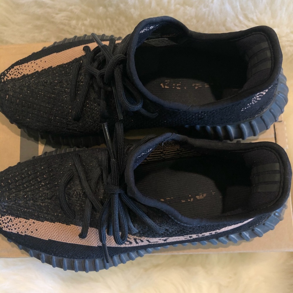 Yeezy Boost 350 V2 ‘Copper’ - Picture 3 of 5